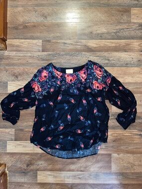 Anthropologie Maeve Navy Floral Peasant Blouse - Navy with Coral Roses Large P